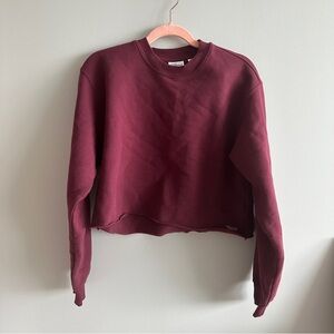 Aritzia TNA Sweatfleece cropped sweatshirt (burgundy / maroon)